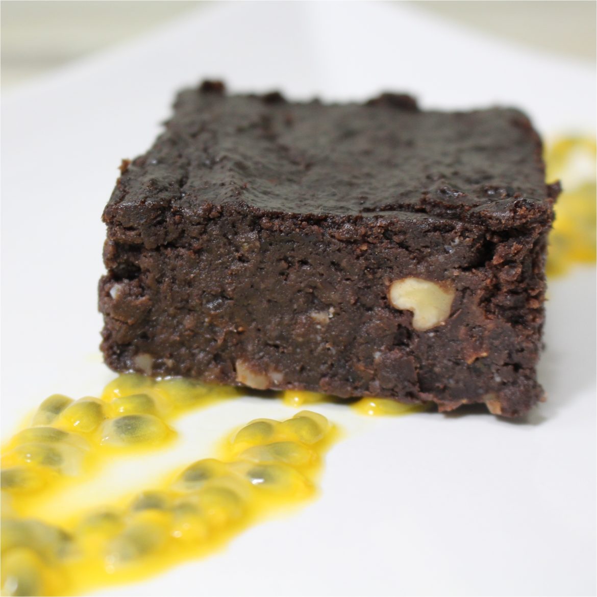 Brownie fekete babból